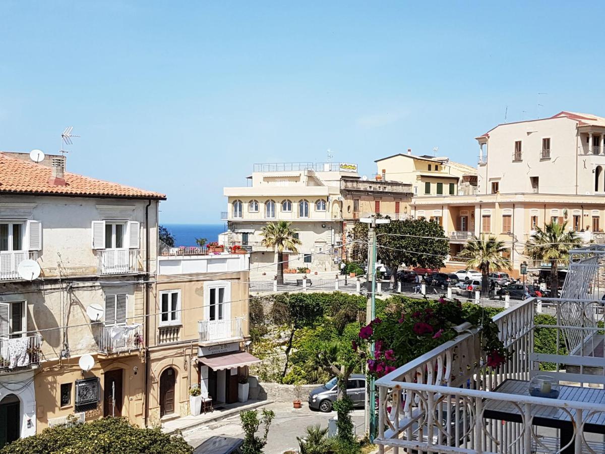 Don Ugo Luxury Rooms Tropea Bilik gambar
