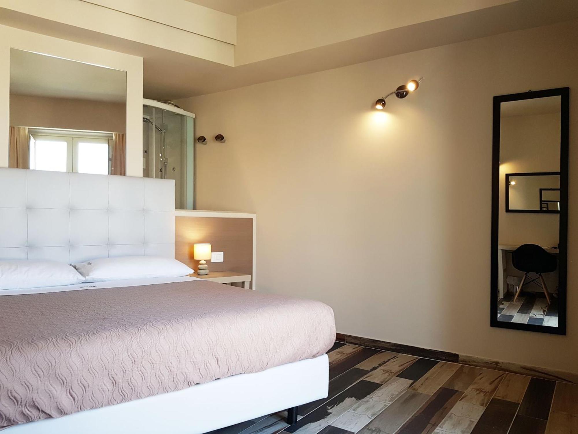 Don Ugo Luxury Rooms Tropea Bilik gambar
